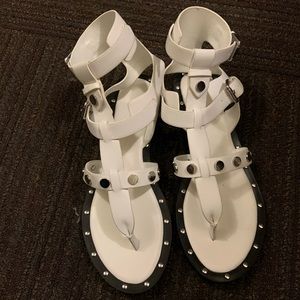 Kendall & Kylie White Studded Sandals sz 7.5